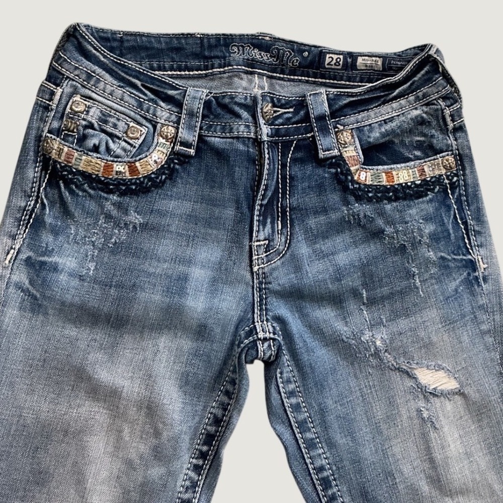 Miss Me MP7291B Mid Rise Bootcut Jeans Medium Wash Embellished Size 28 - Picture 9 of 11